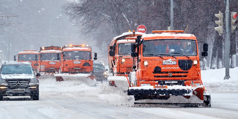 Коммунальщики Новогиреева начали уборку снега в усиленном режиме